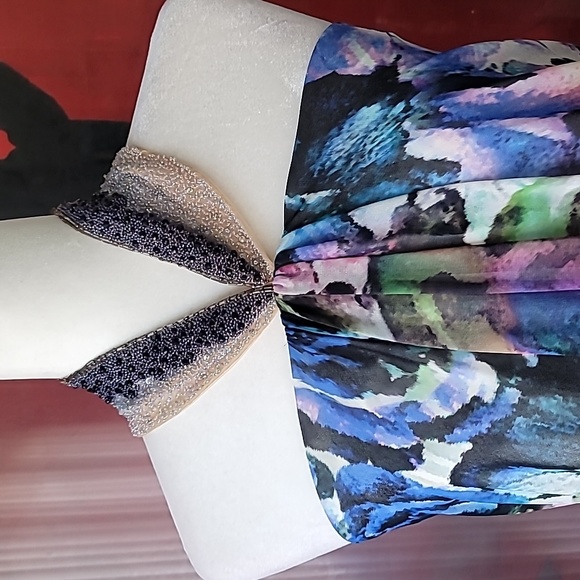 Badgley Mischka Collection Halter Floral Maxi Dress, Size 4, Color White Floral - Picture 3 of 14